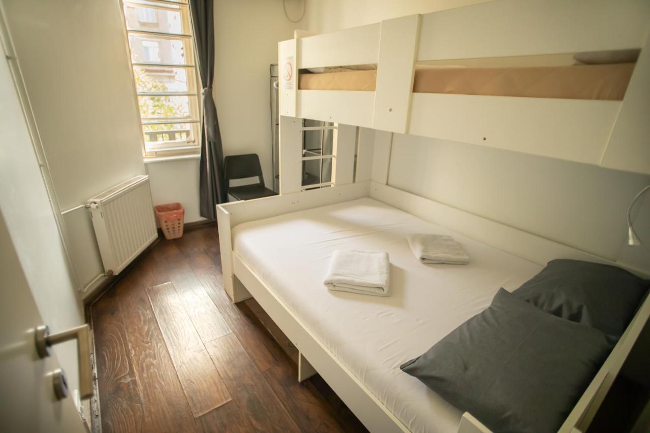 בלגרד All In Hostel מראה חיצוני תמונה
