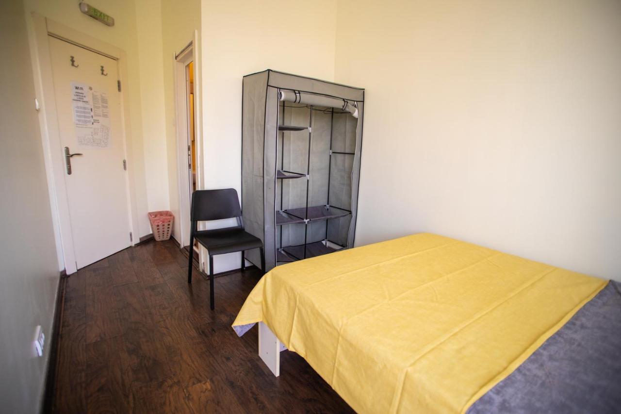 בלגרד All In Hostel מראה חיצוני תמונה